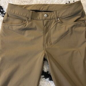 Men’s Lululemon Slim Fit Pant